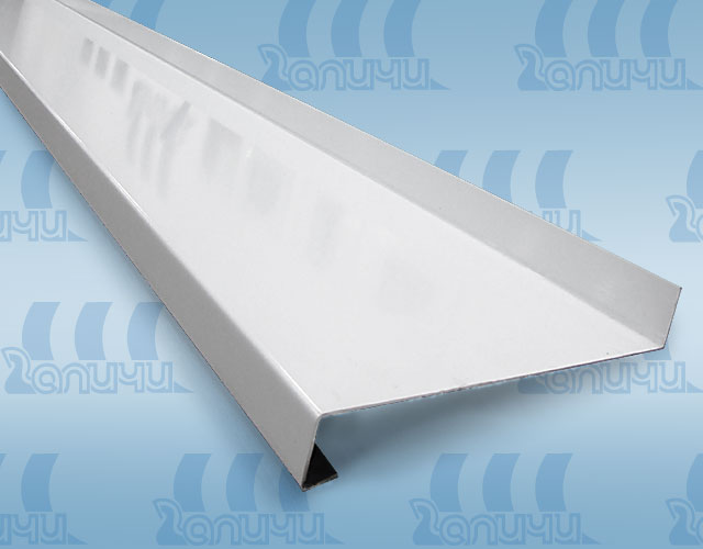 Отлив оконный WE 225х1500, белый